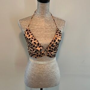 Lilyful size medium cropped leopard print strappy smocked back shirt.